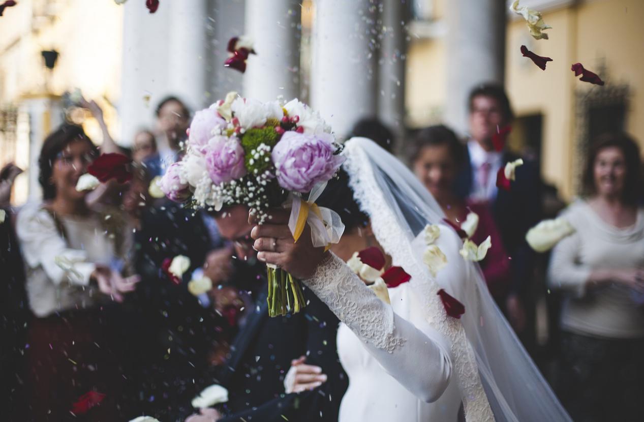 Sustaining the Spark: A Comprehensive Guide on How to Stay Fresh in Married Life