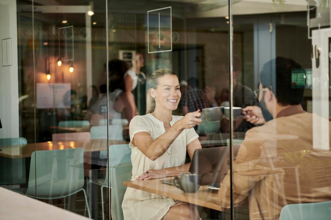 Navigating First Date Jitters: Expert Tips for Success