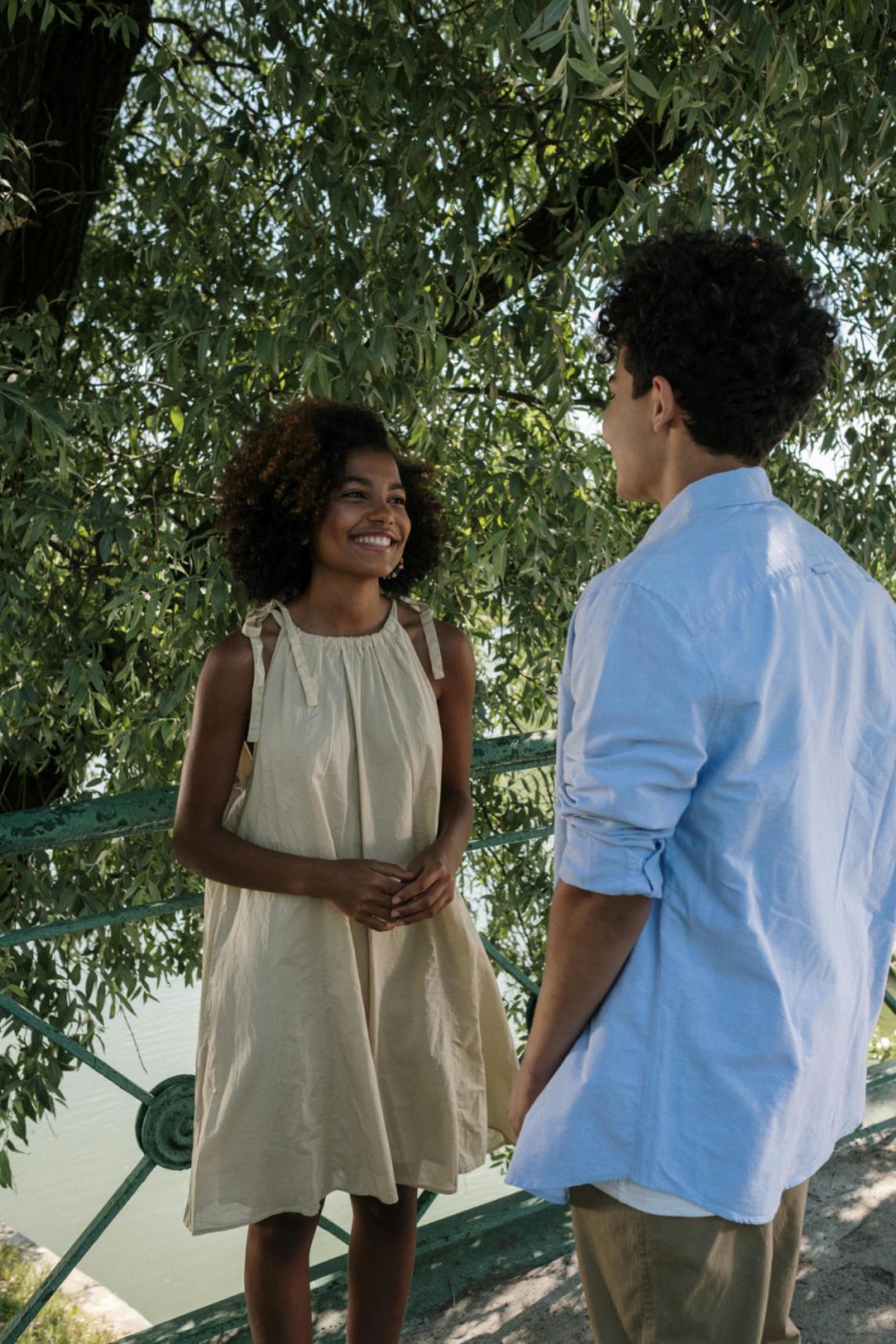 Navigating First Dates: Finding Authentic Connections in a Fast-Paced Dating World